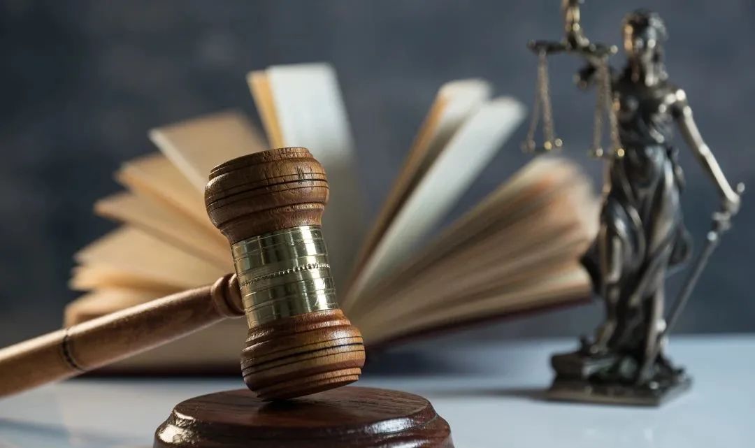 律师违规执业该怎么处罚,律师执业乱象中的罪与罚