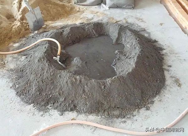 瓷砖禁止水泥砂浆铺贴,现在的瓷砖不能用水泥砂浆贴了吗