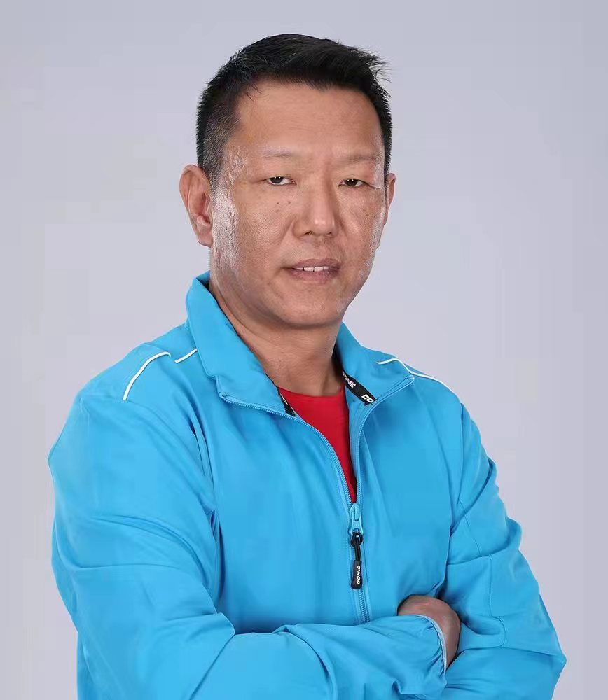 1995年天津世乒赛，天津人马*革文**出战绝地反击，被邓超拍成电影