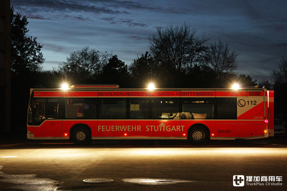 由12米奔驰Citaro公交改装，这么大的救护车，到底有何专业用途？