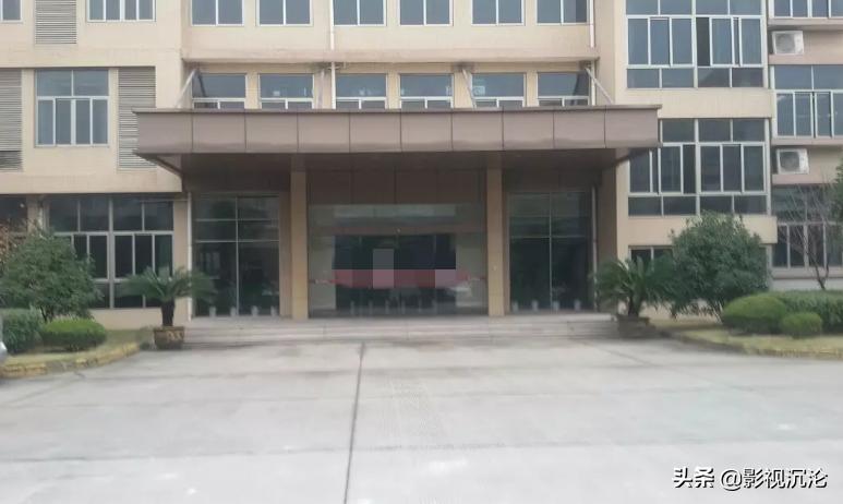 当心套路！90后办公室文员被工厂调去仓库工作！结果却是被迫离职