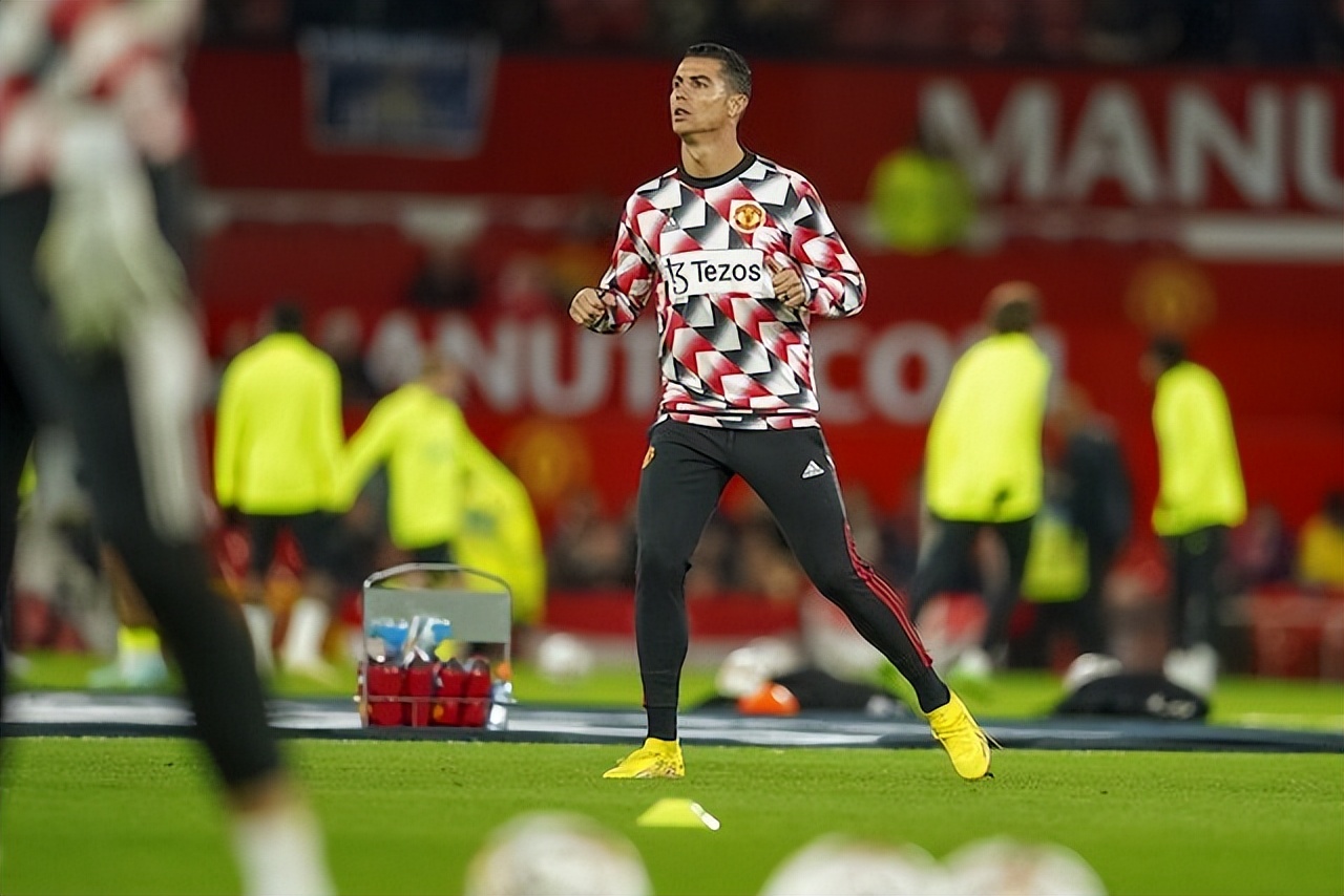 没人要！C罗一直被曼联挂牌出售但无买家，免费也没人要