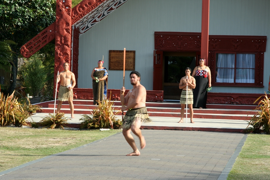 行走新西兰（七）“臭屁城”罗托鲁阿，炼狱里的魔鬼调色板