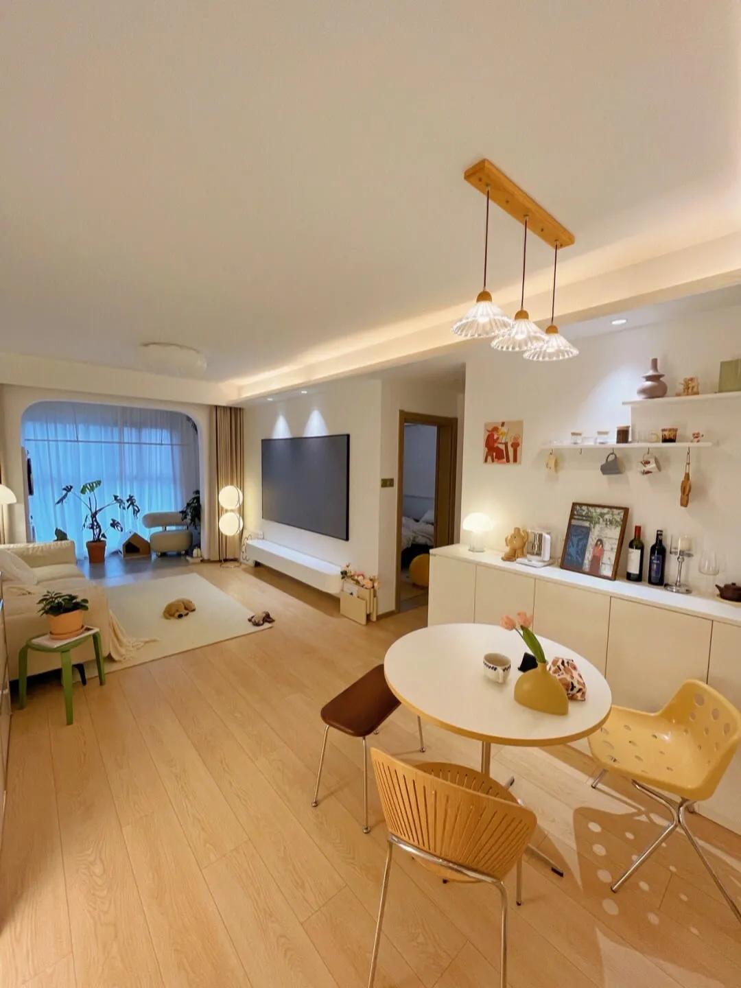 暖色系装修效果图,20平装修风格轻奢暖色调