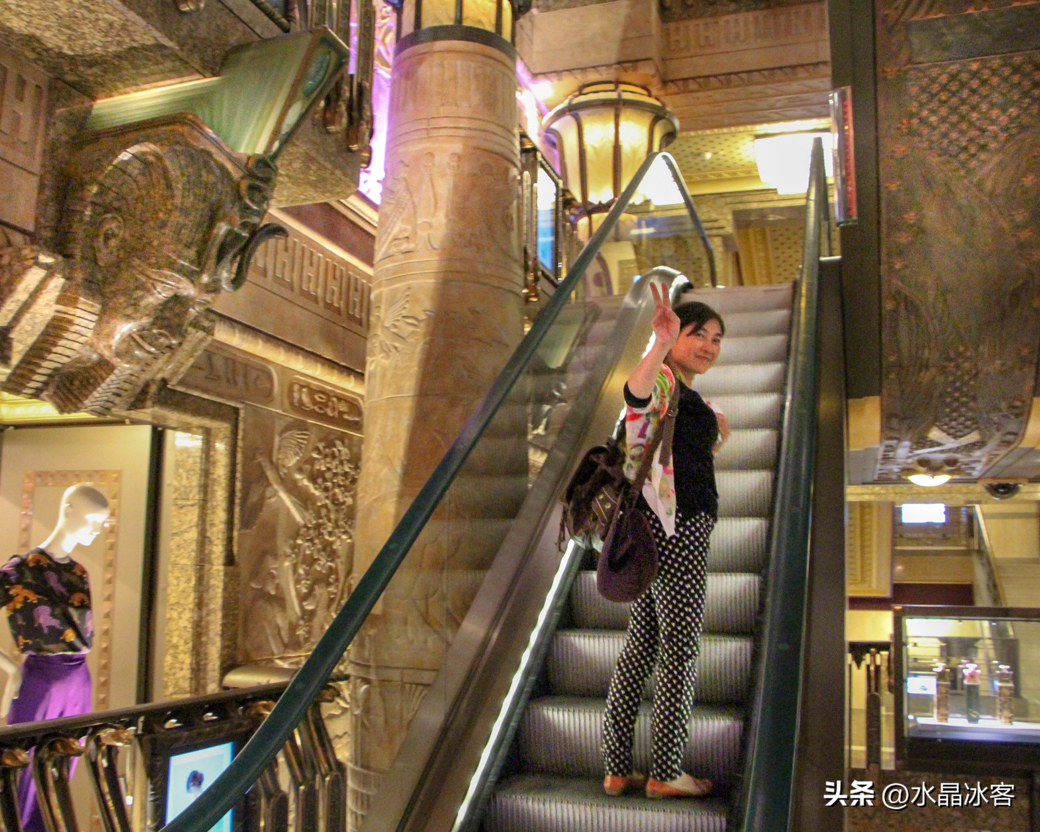 英国伦敦塔桥,英国行购物