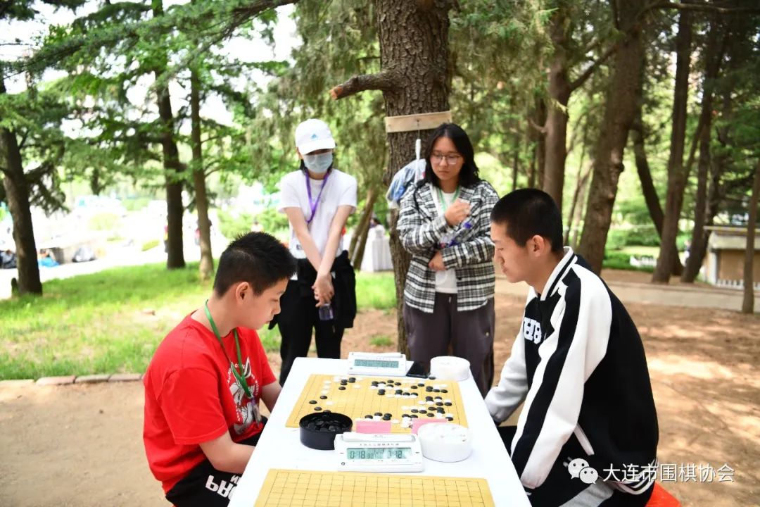 槐香四溢沁入八荒,槐香四溢