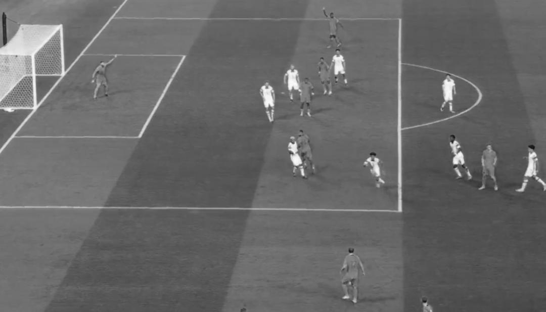 完整阵容面对荷兰3比0轻松取胜,荷兰逆转最关键的一次