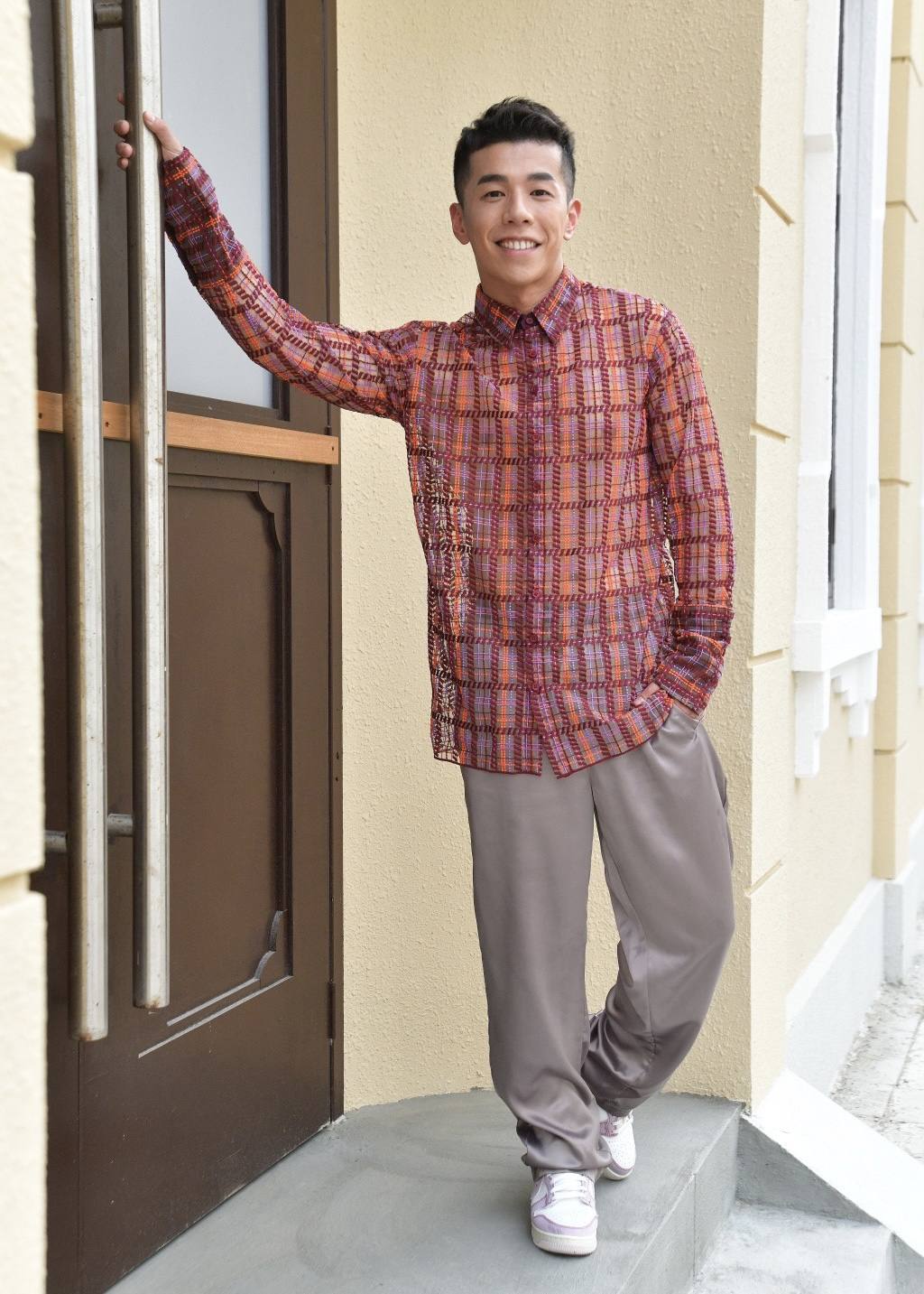 TVB绿叶获高层钦点开剧！曾穷到账户仅3位数，胸口留十寸长疤痕