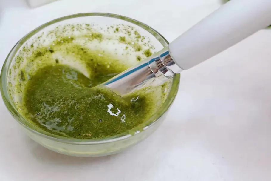 脸敷了面膜还是很干,脸很干敷完面膜之后还是脱皮