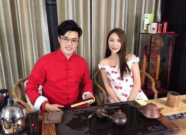 徐静雨在哪里直播评球,徐静雨贾队长