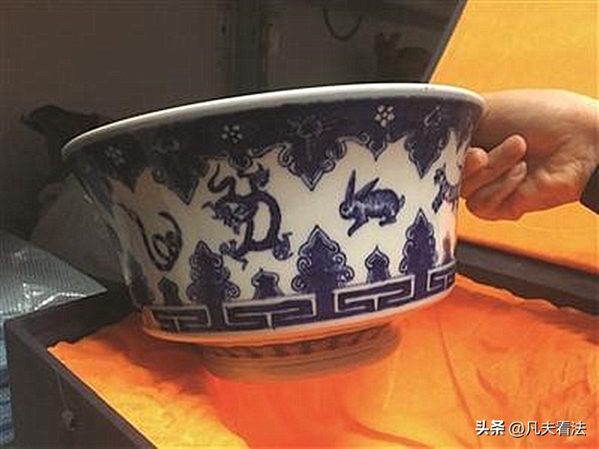 古玩市场的真实事件,刑案实录80