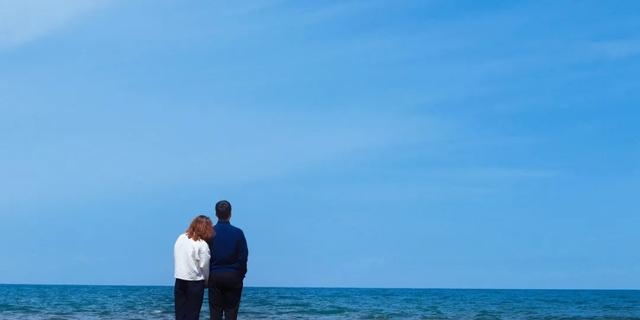 娶个傻的老婆好还是聪明好,娶一个傻老婆要注意什么