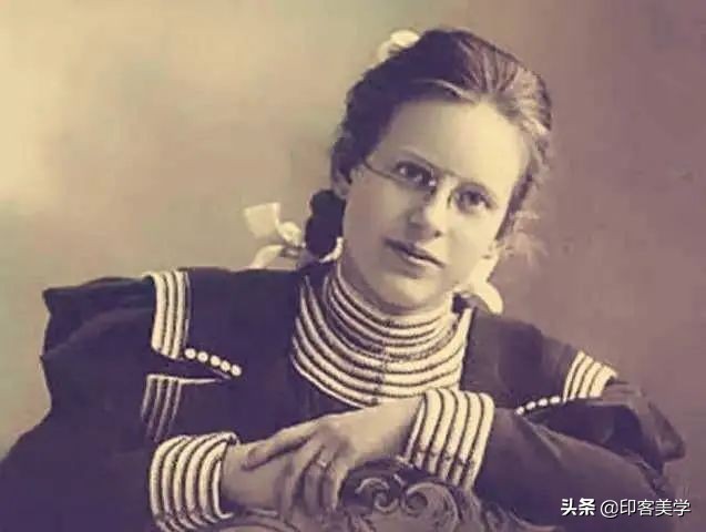 经典的塑料爱情句子图片,经典的爱情故事