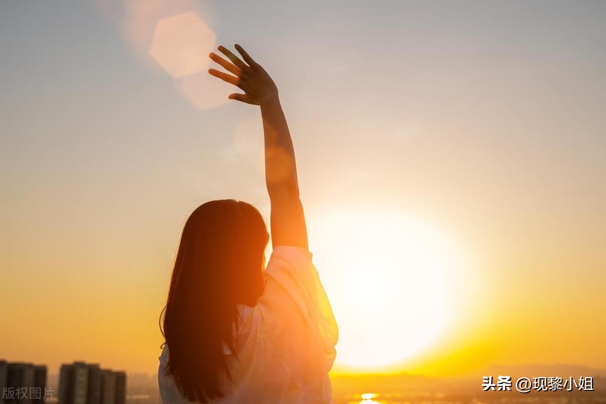 适合发朋友圈的高情商文案金句,物流营销朋友圈文案100句