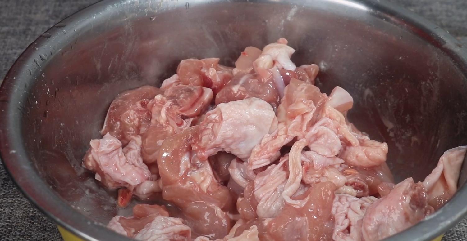 家常炖鸡做法不用油,怎么炖鸡好吃又嫩又入味