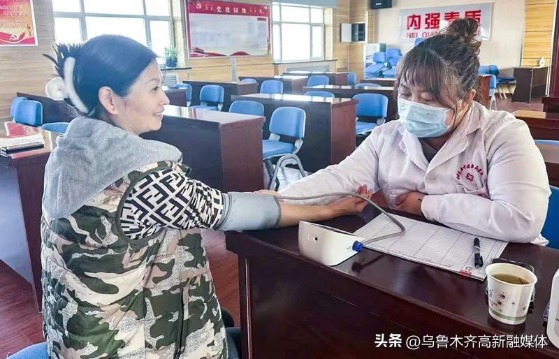 三八节巾帼绽芳华,巾帼绽芳华三八节医院演讲