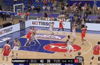 10中9砍20分完整版,申京砍下37分11篮板