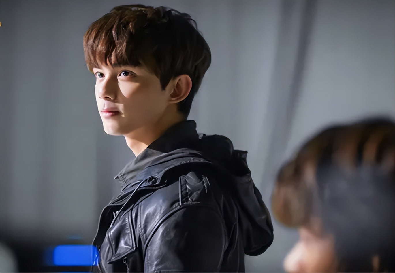 盗墓笔记之沙海电视剧张日山,盗墓笔记沙海张日山和梁湾