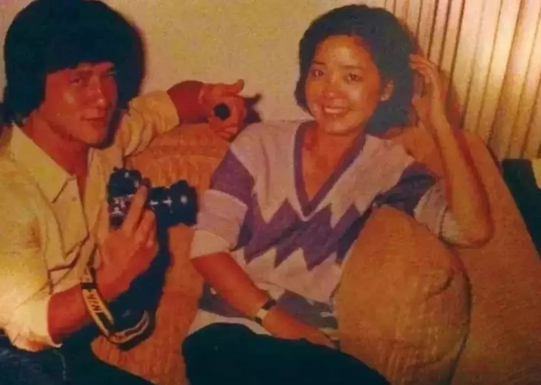 追忆邓丽君一代人的记忆,25年过去为何我们还怀念邓丽君