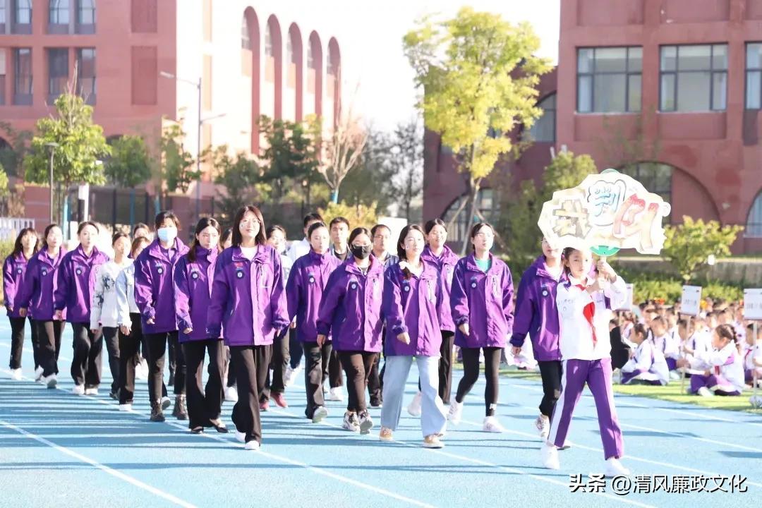扬体育精神展学子风采,小学运动会弘扬体育精神