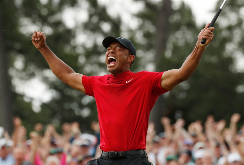 “体坛首富”的浪荡情史,娶了保姆,却有100多位情人