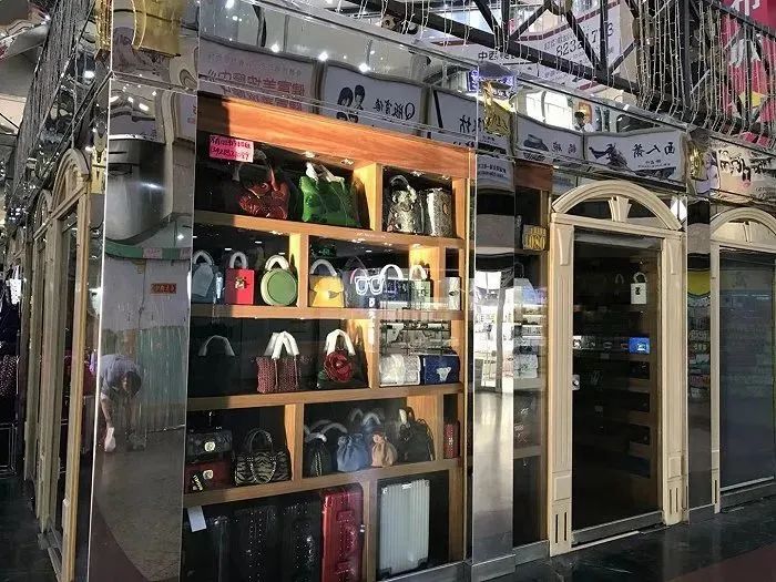 何日君再来店铺,何日君再来是哪个时代的歌