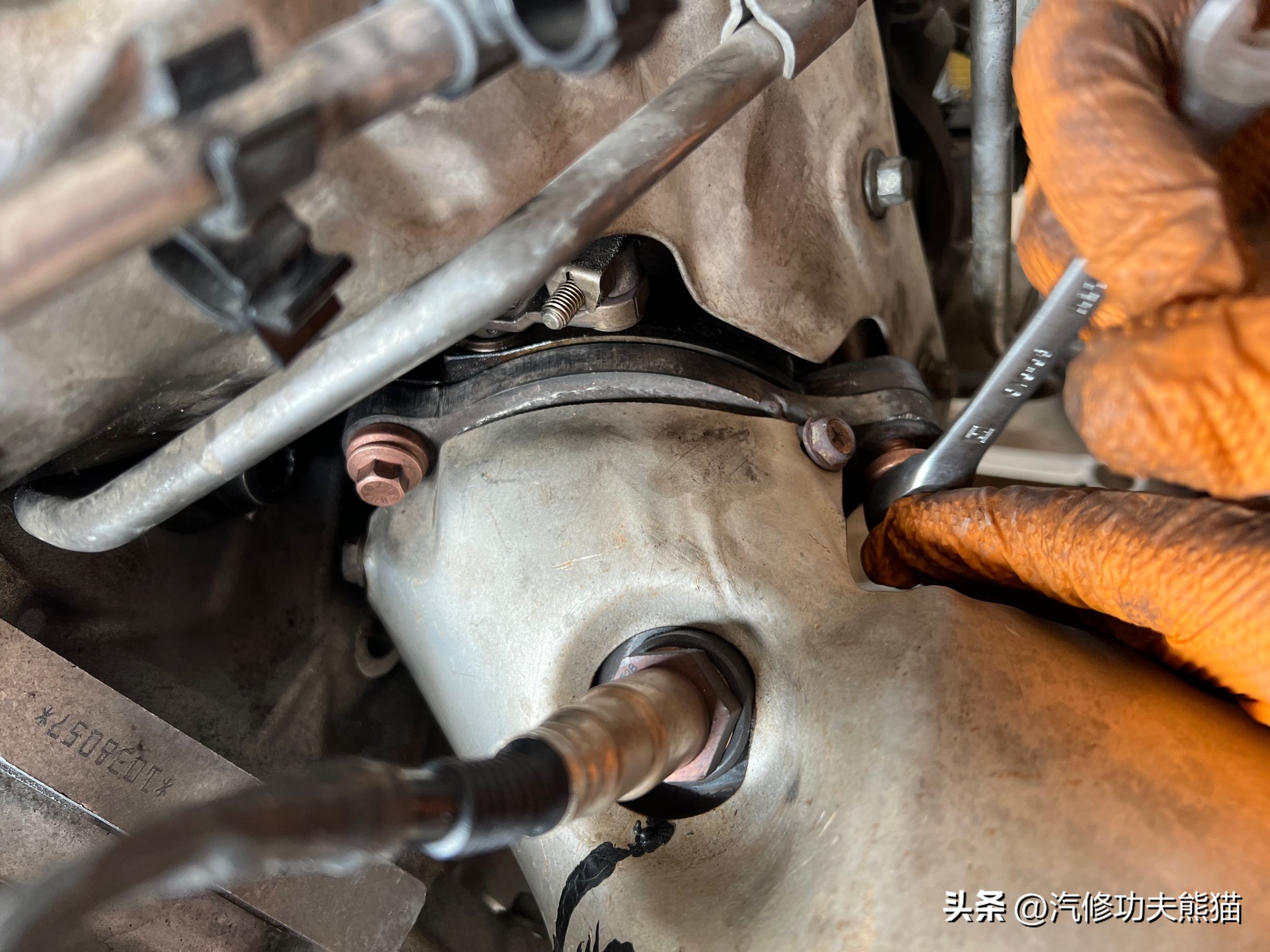 沃尔沃xc60十年老车,最新款沃尔沃xc60烧机油是通病吗