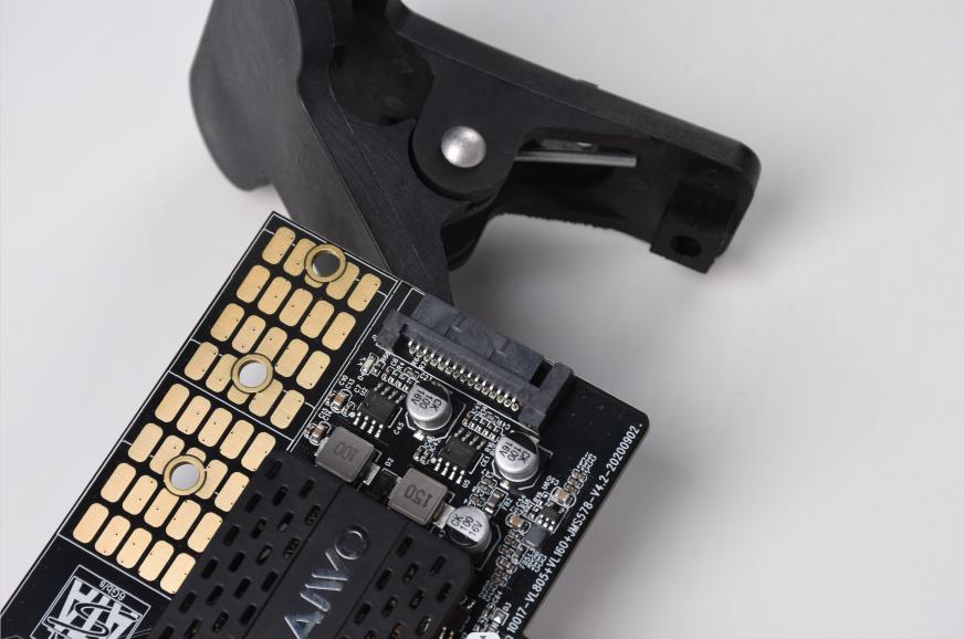 pci插槽跟pcie插槽可以通用吗,pcie插槽升级