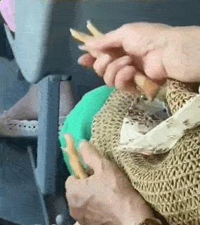 跟着狠人盘手串,还以为盘了个地雷