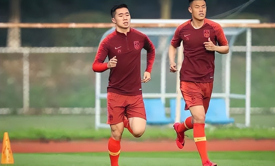 前国字号球队队长下赛季确定驰援上港,曾是郝伟爱将,入选过国足