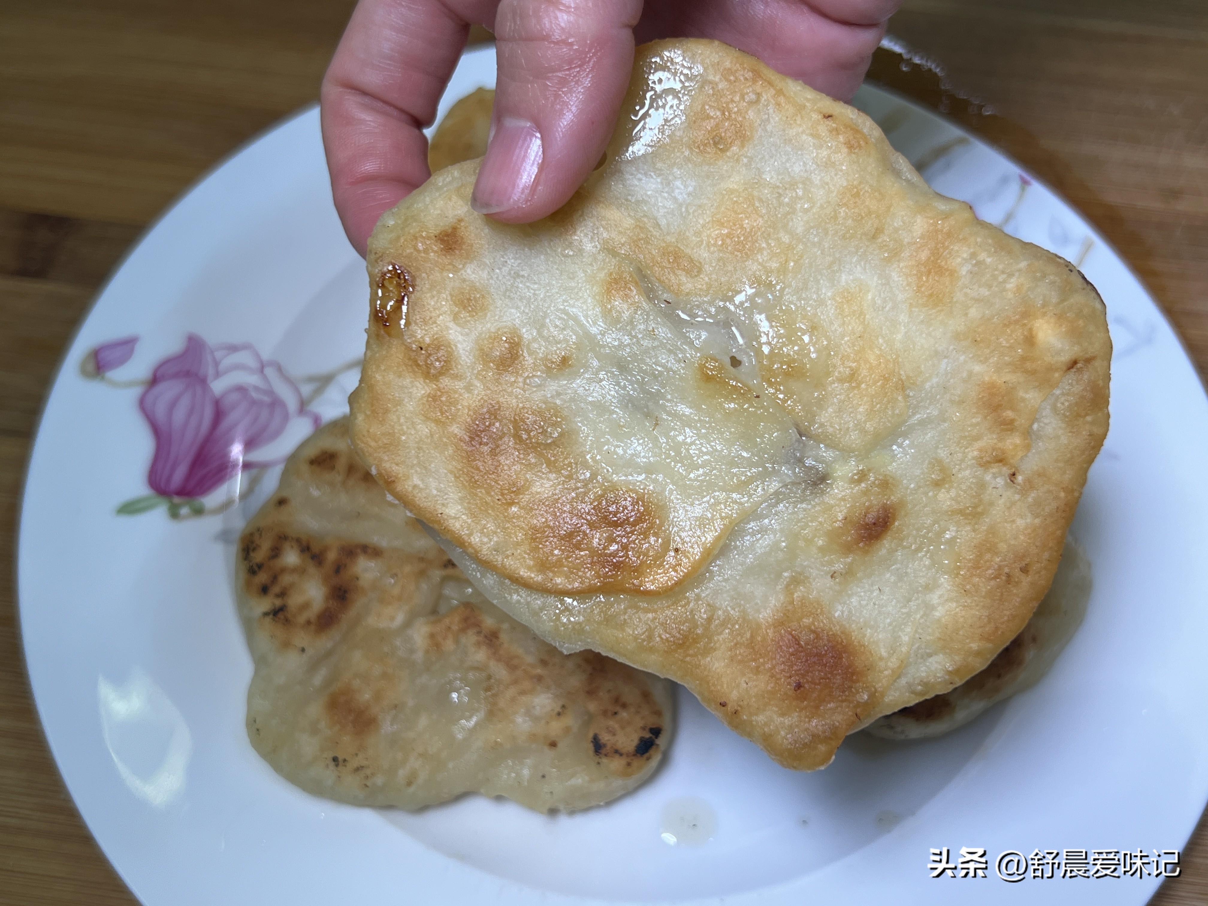 一根香蕉松饼的做法,一根香蕉超简单做美食