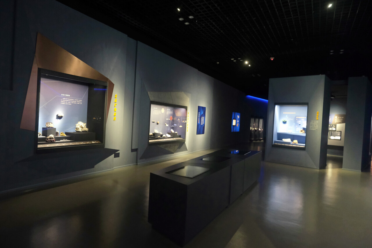 在济南哪里可鉴别石头,一块石头都有什么特征