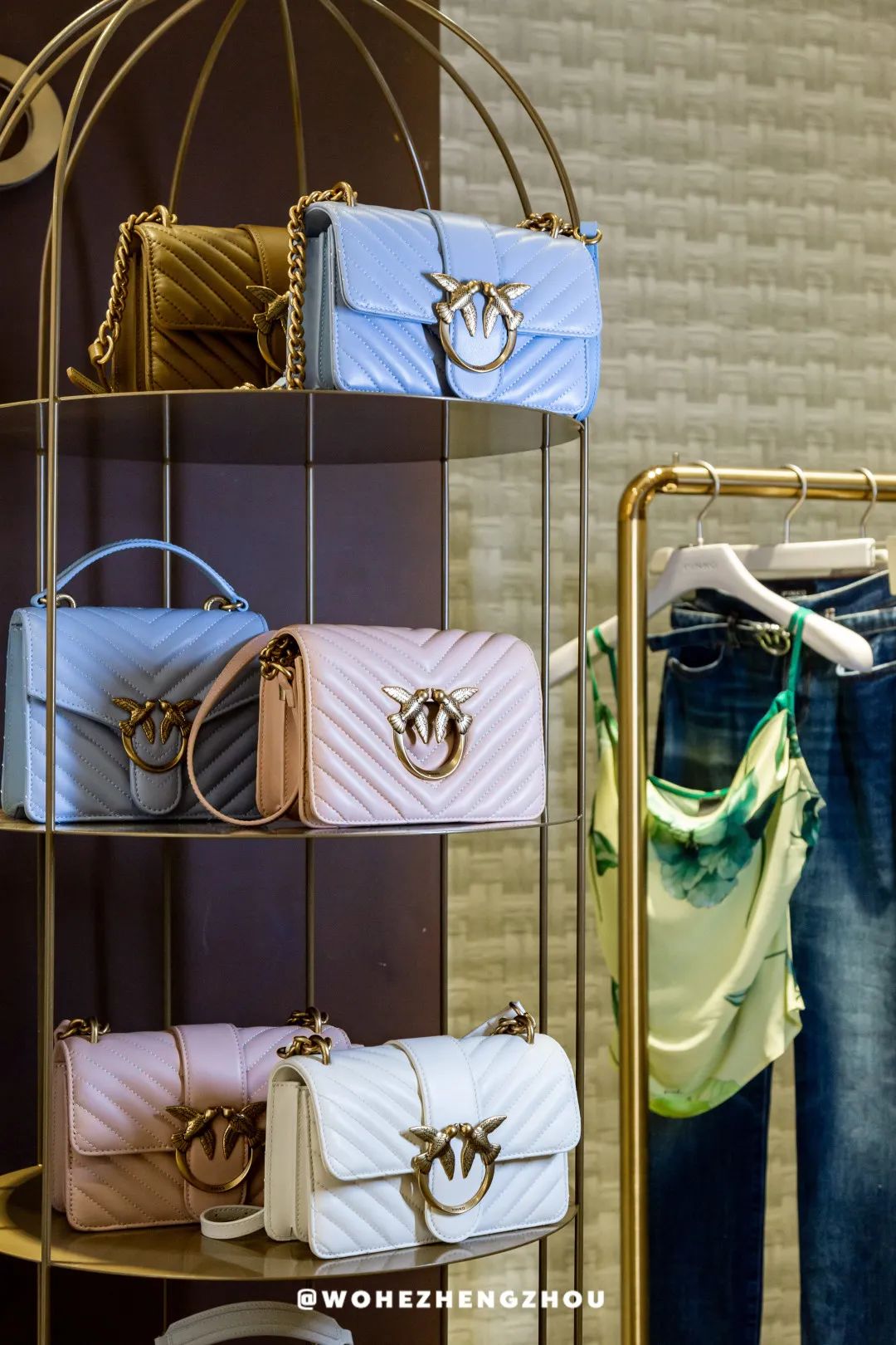 人民路丹尼斯放大招，全品类狂欢购！满返、折扣在线宠粉