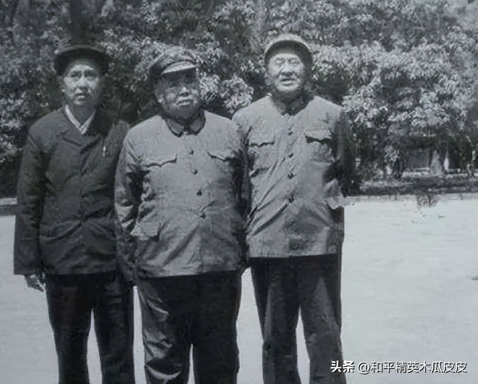 *世友许**笑问新任政委杜平：你抽烟喝酒啥都不会，咱俩能干到一起吗