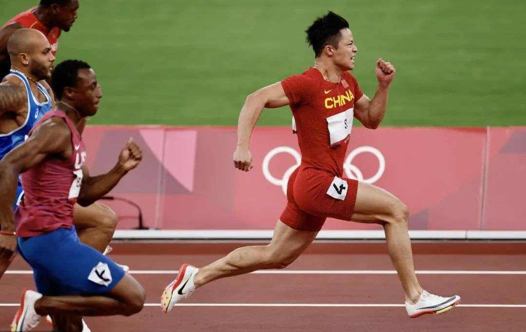 中国男足结束亚洲杯之旅,中国男足结束亚洲杯比赛返回国内