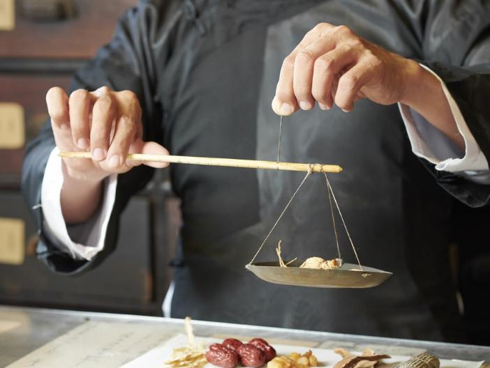 小儿肺炎严重的后果,严重的小儿肺炎怎么治疗