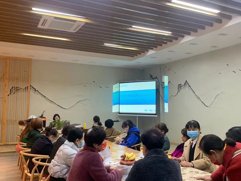 呵护女性健康——重庆三博长安医院妇产科团队走进社区