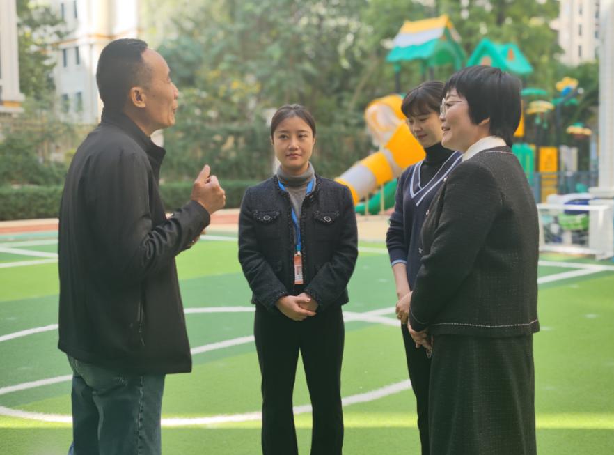 汕头市食品安全协会“食安在线”栏目组走进国澳希尔斯中冠幼儿园