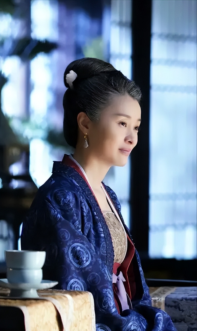 吴越不结婚是因为陈建斌吗,不结婚不生子40岁实现经济自由