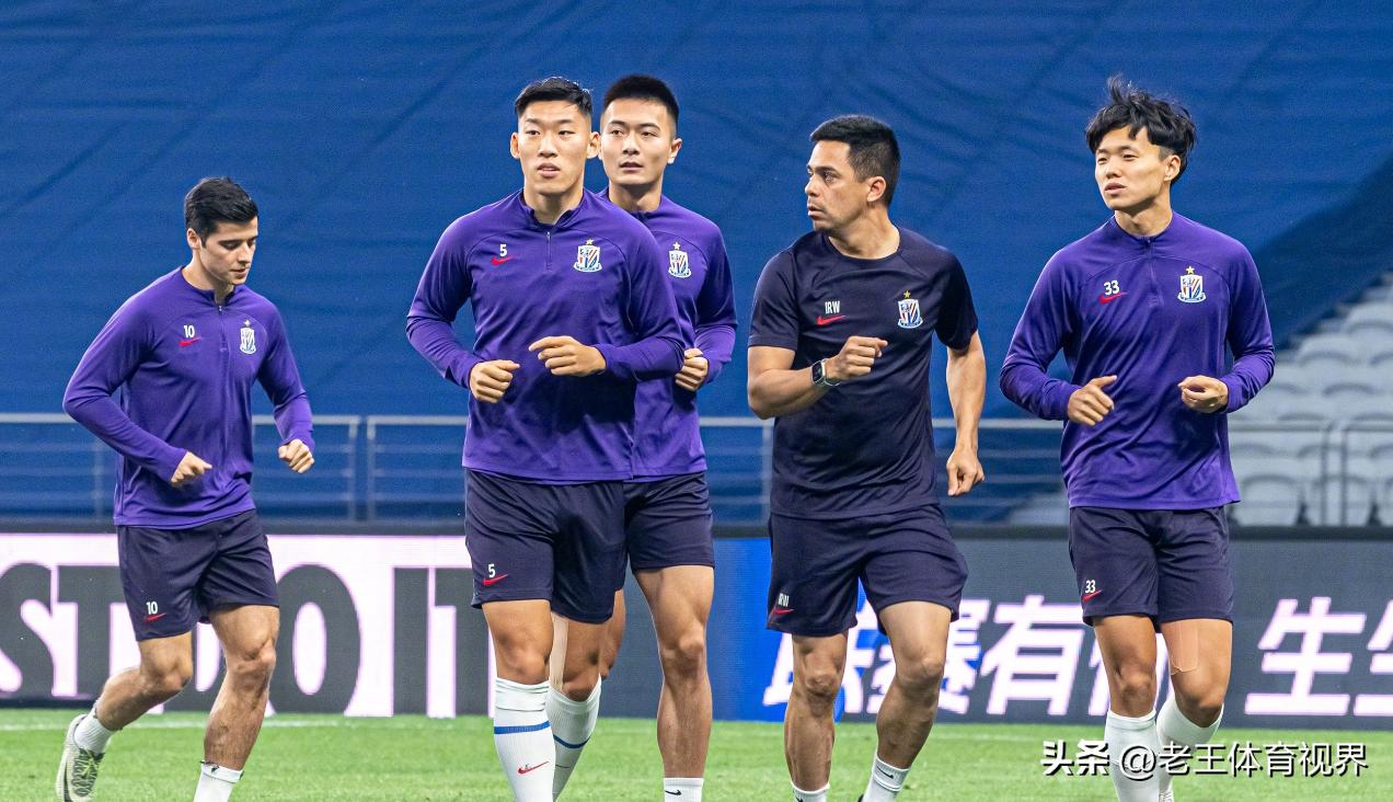 上海双雄联手回归，海港、申花并列领跑积分榜，这才是真正的德比