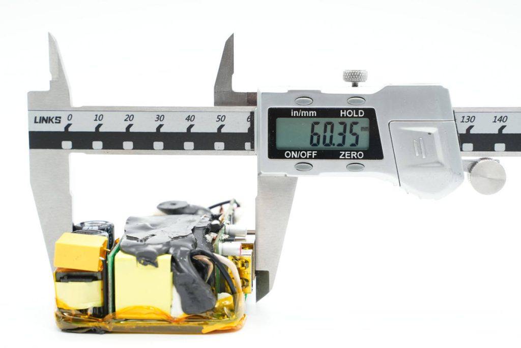 哈曼卡顿infinitylab65w,哈曼卡顿琥珀便携版充电器