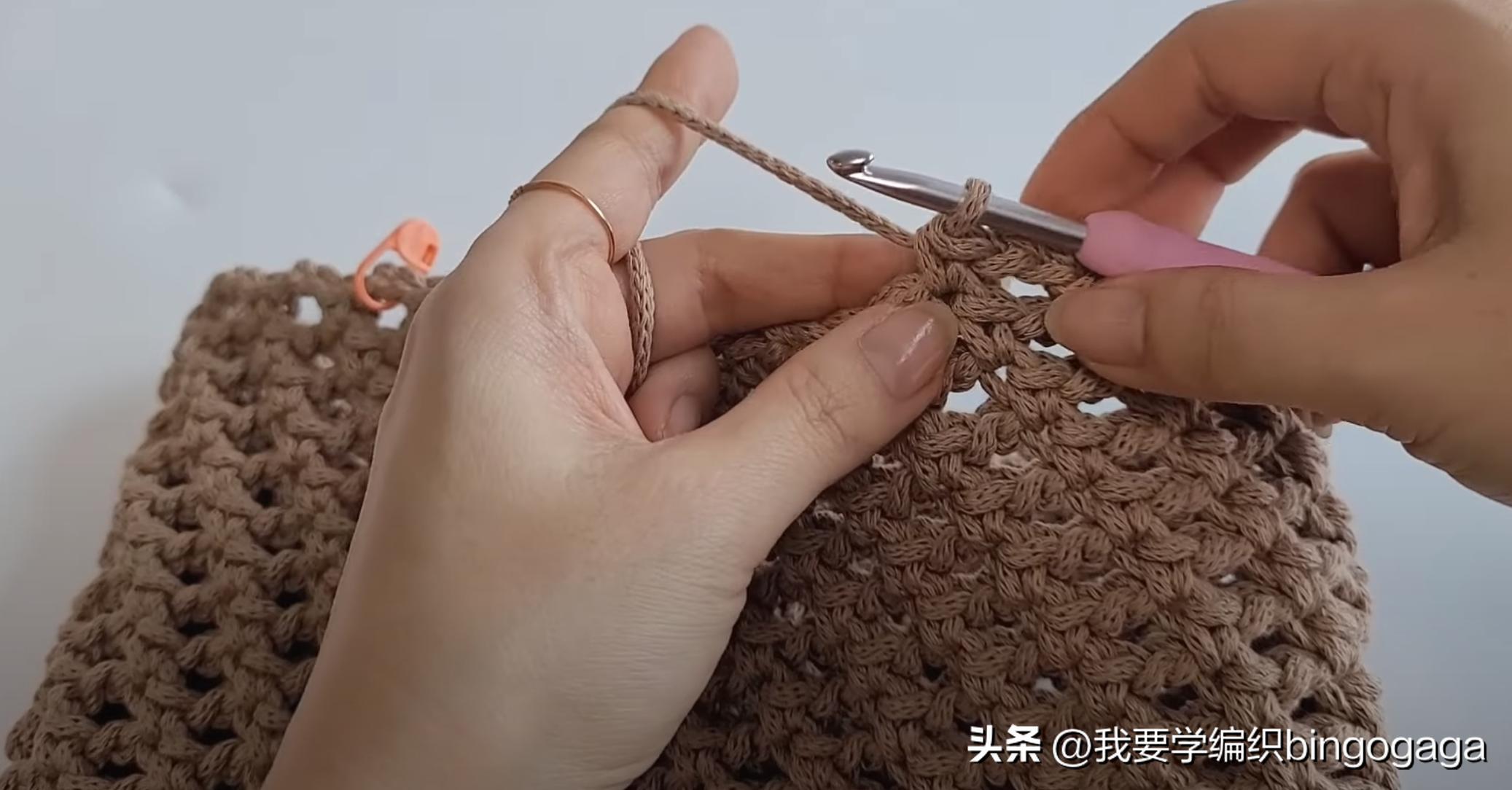 怎么钩夏手提包又好看,钩针夏天手提包图片视频