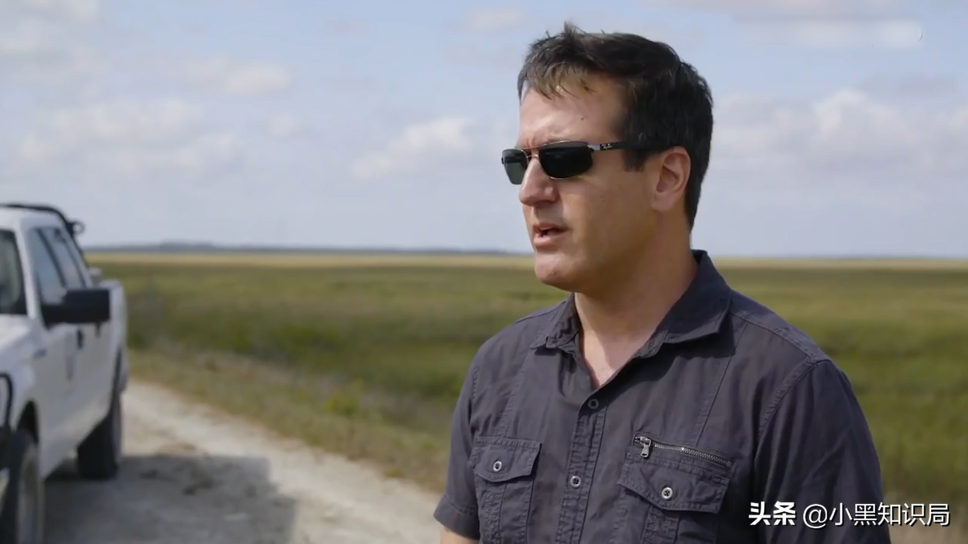 美国再遭生物入侵，30万只缅甸蟒泛滥成灾，最大能长9米，400斤重