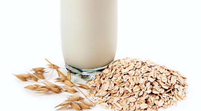 晚上喝牛奶禁忌,晚上喝牛奶致癌