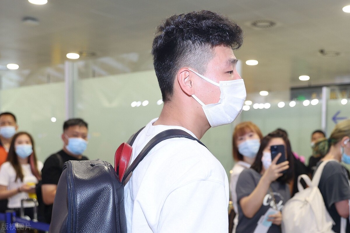 姆巴佩皇马抗衡哈兰德曼城,哈兰德姆巴佩在皇马能共存吗