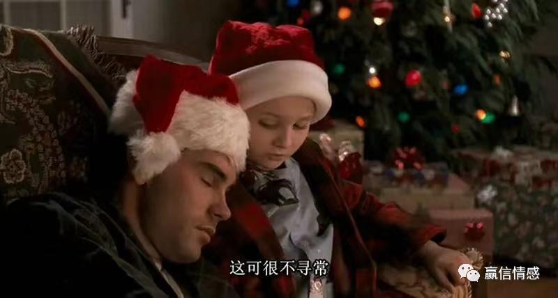 追女生送礼物要怎么说才合适,第一次送女友礼物送什么好