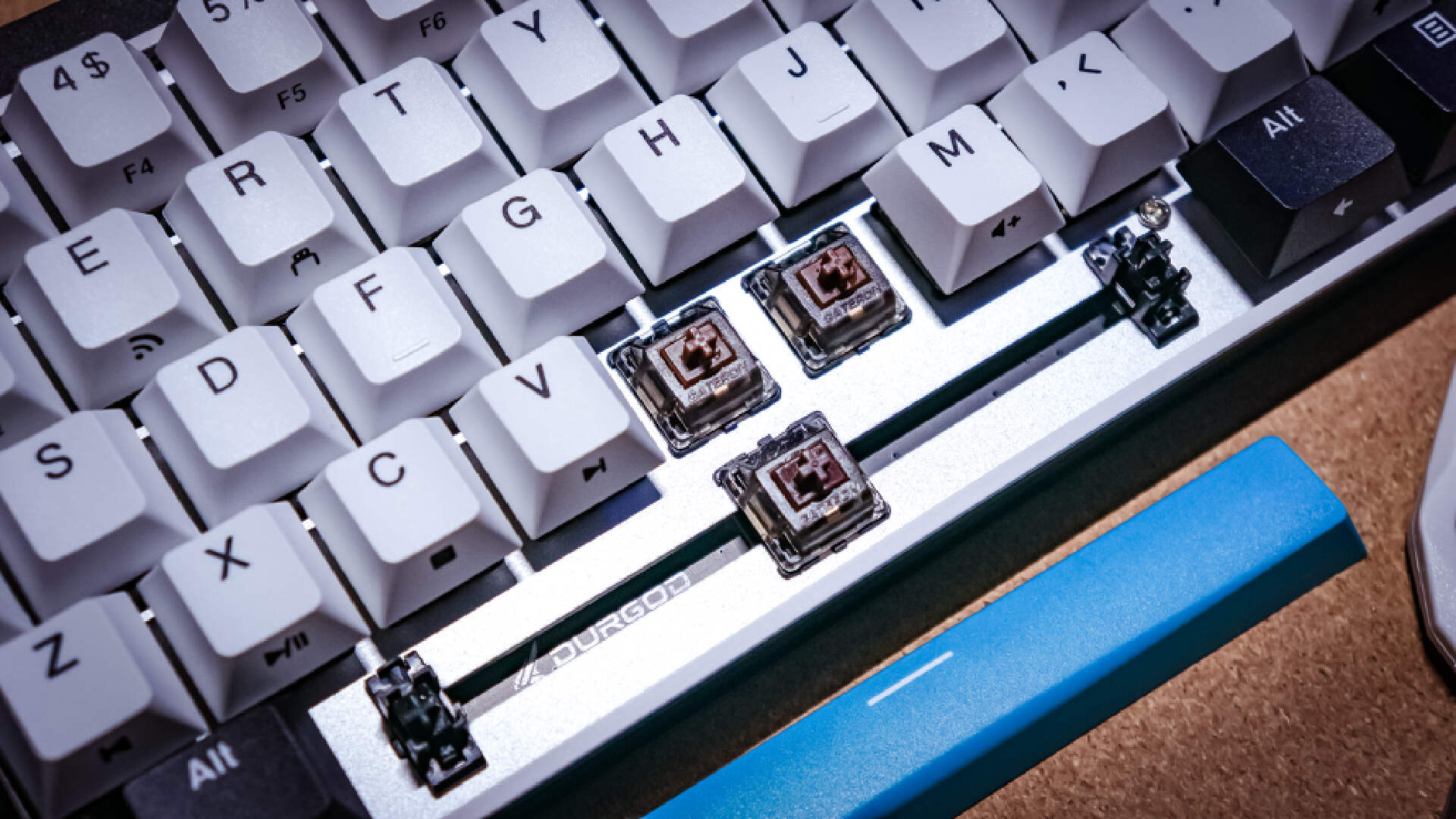 杜伽k330w银轴键盘,杜伽发布k320w三模无线机械键盘