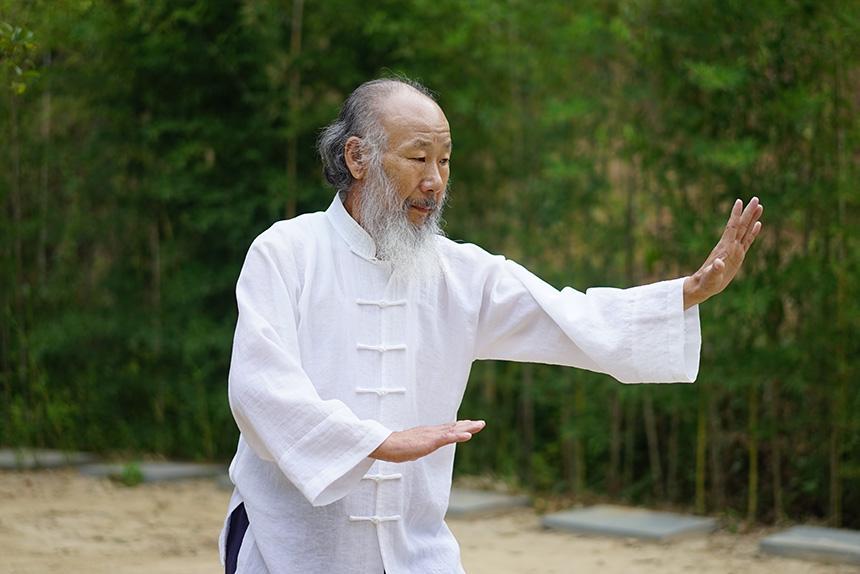 庄子逍遥游的四个故事,庄子讲故事典故逍遥游