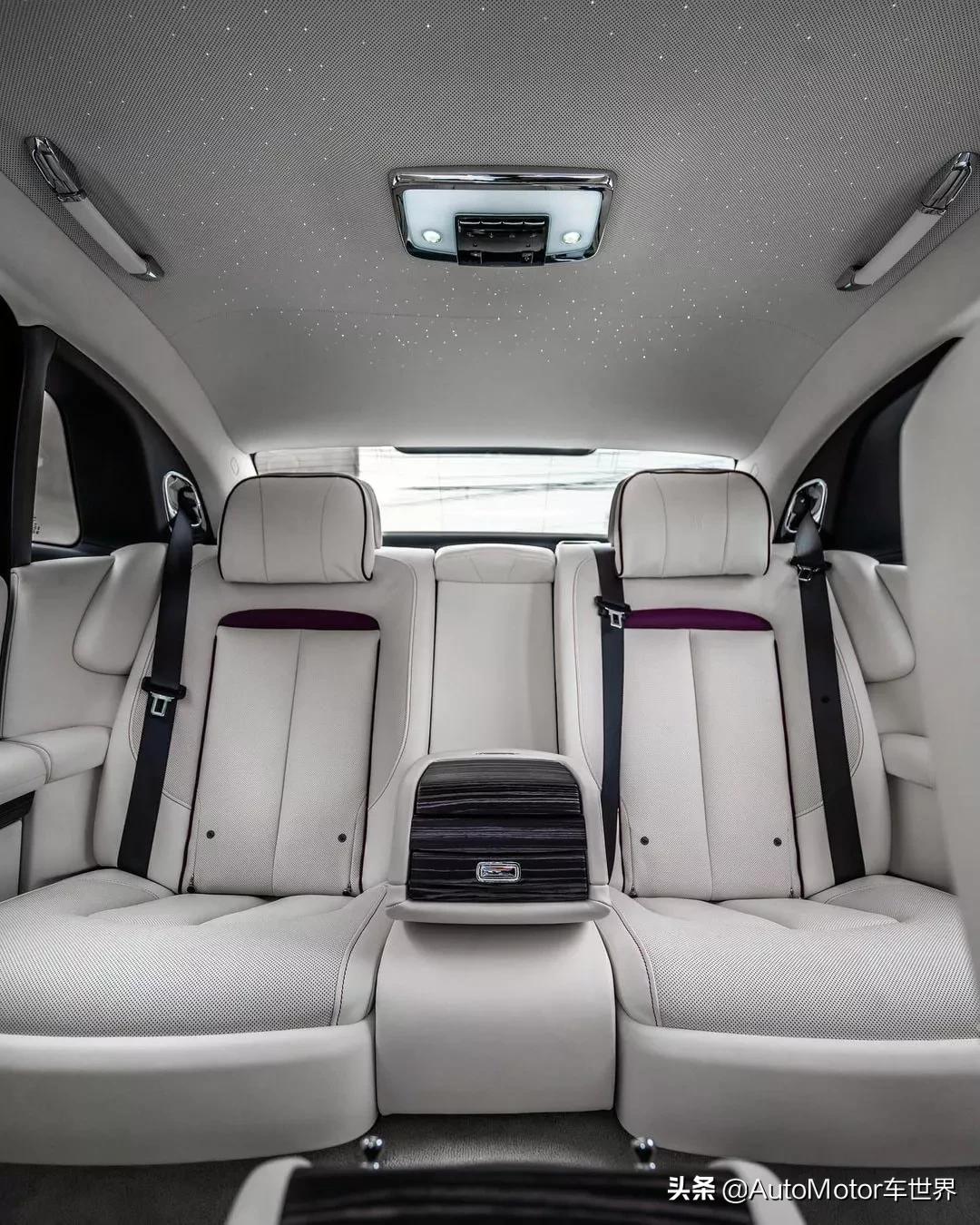 劳斯莱斯古思特内饰,劳斯莱斯古思特白色