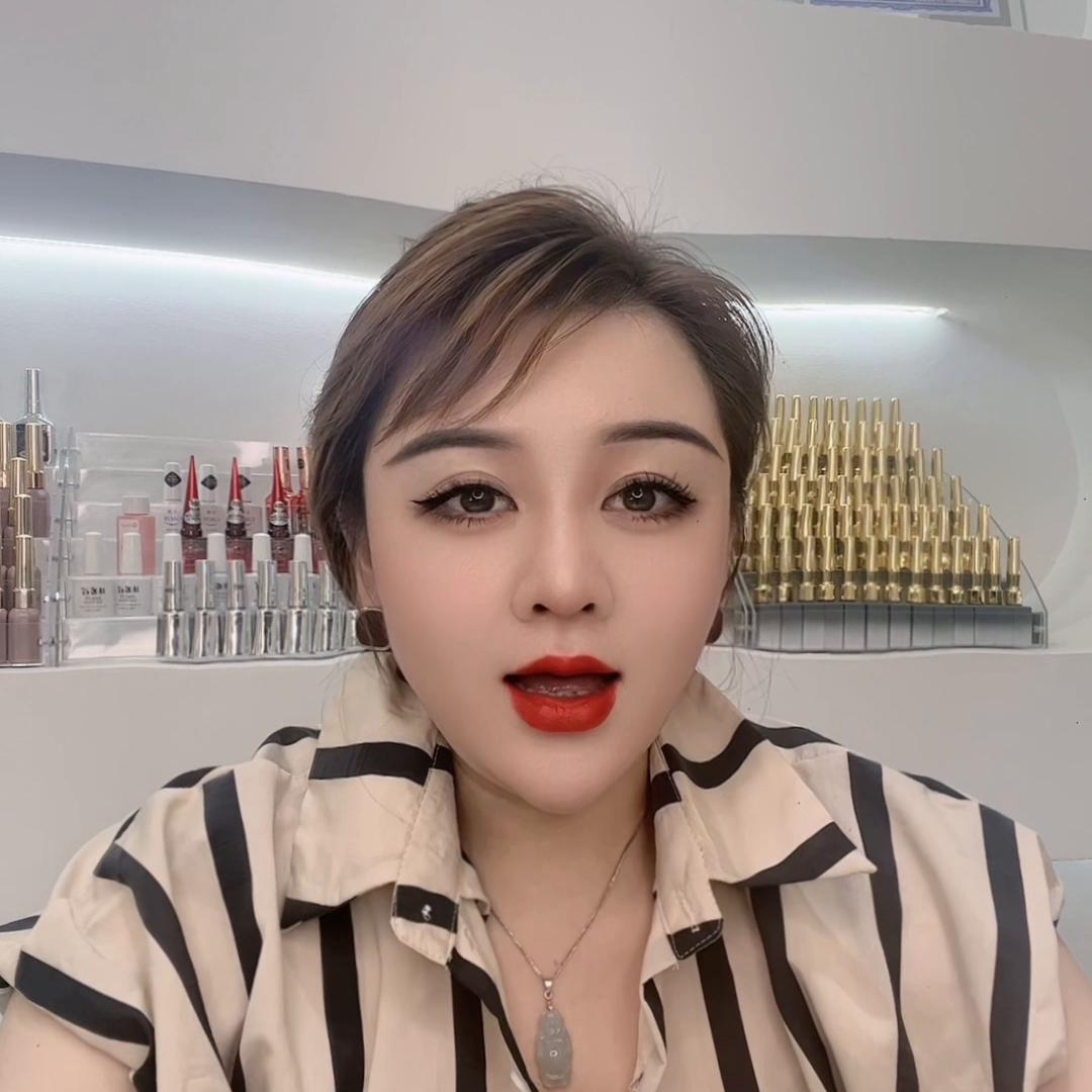 做美业创业女人很忙,女性美业创业